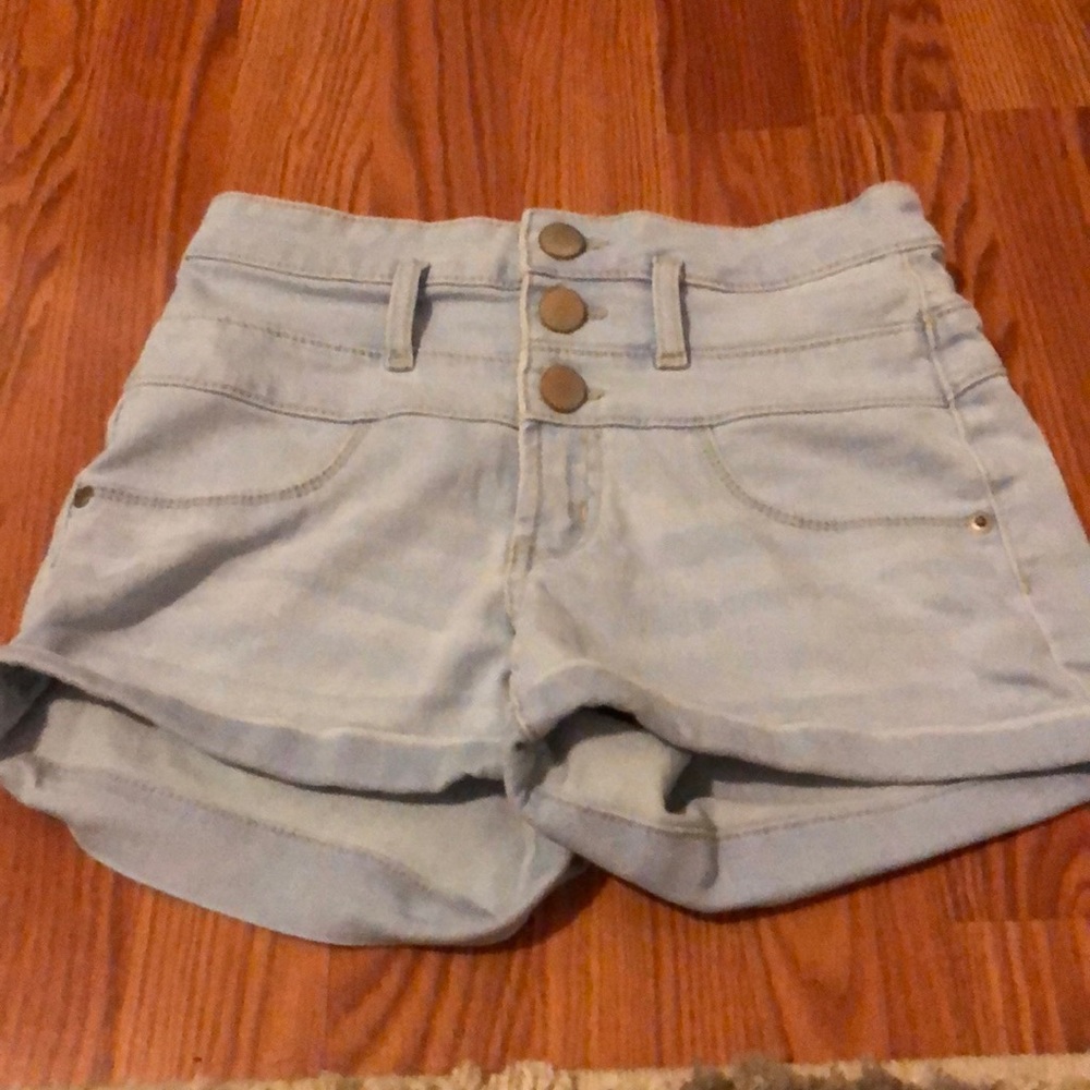 Light wash pair of denim shorts